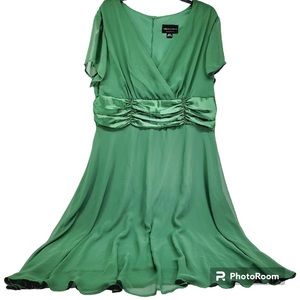 2 For $12 Connected Women Dress size 22W
